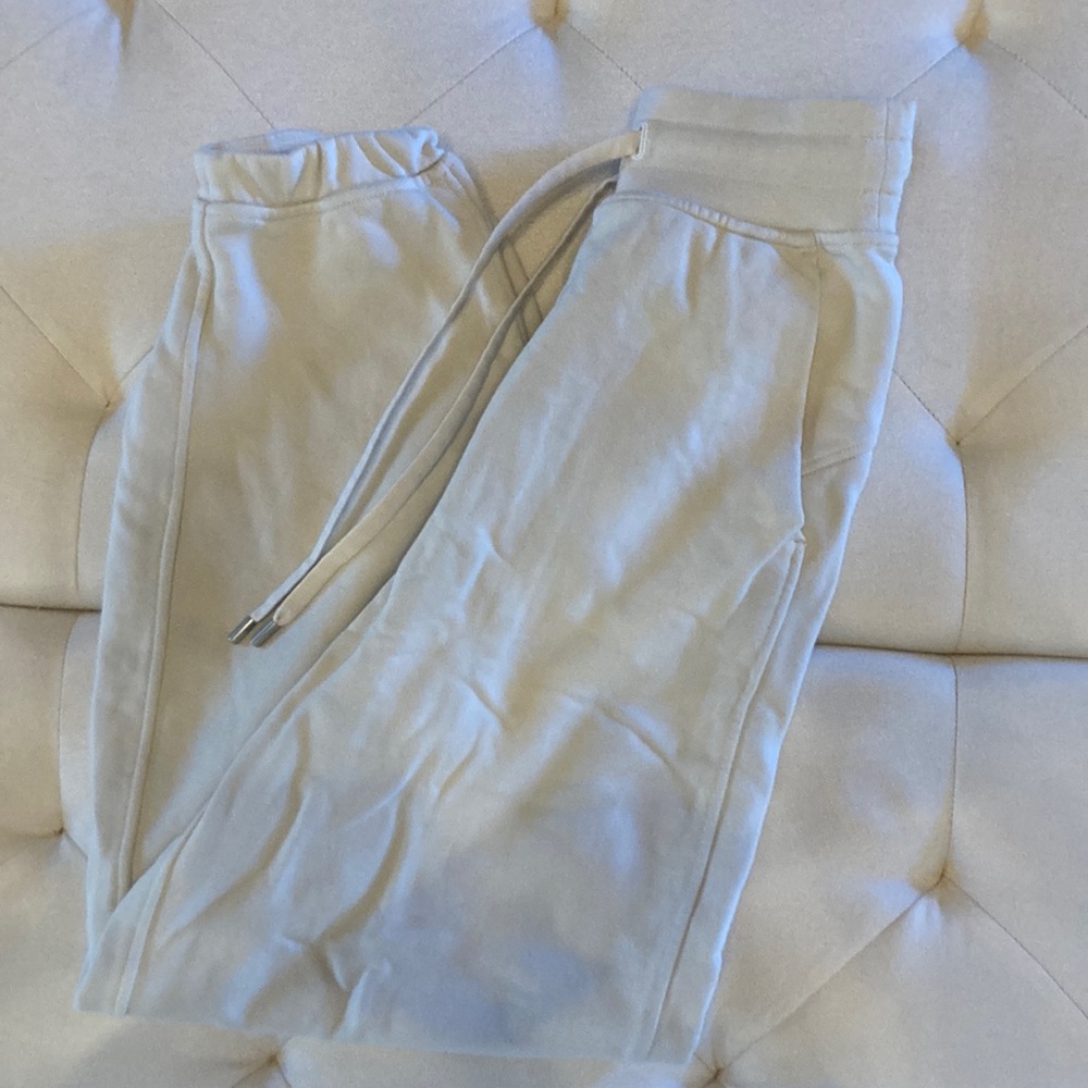 Lululemon sweatpants